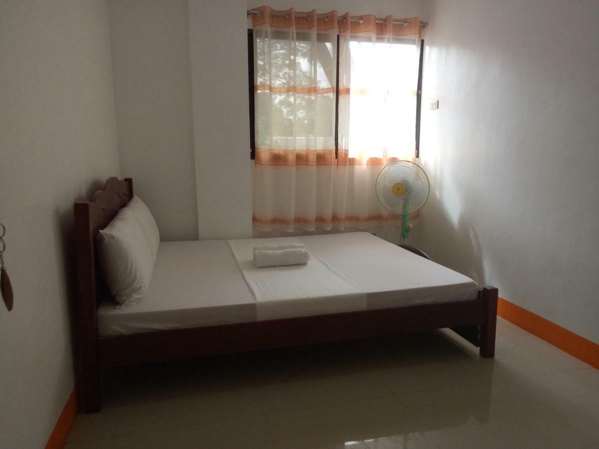 Lan Bless Pension House Coron Buitenkant foto